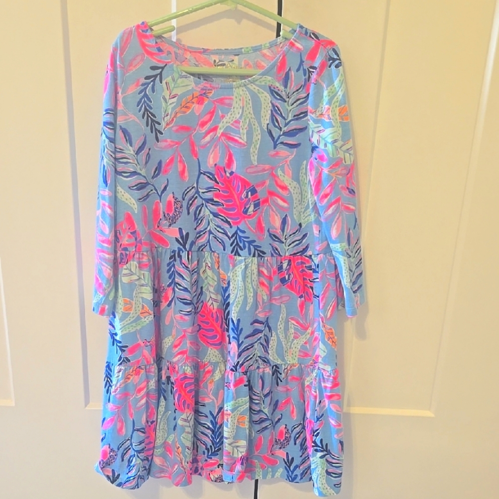 Lilly Pulitzer. Colorful Kids Dress with Leaf Pattern